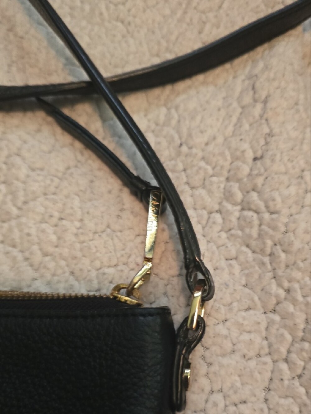 Butter-Soft Calvin Klein Black Pebbled Leather Crossbody Purse with Gold Accents - Picture 4 of 9